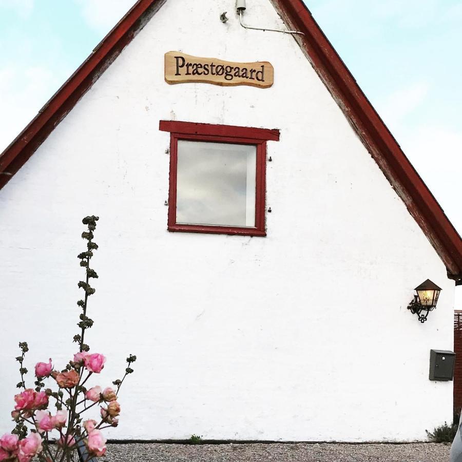 Praestogaard Bed and Breakfast Exteriör bild